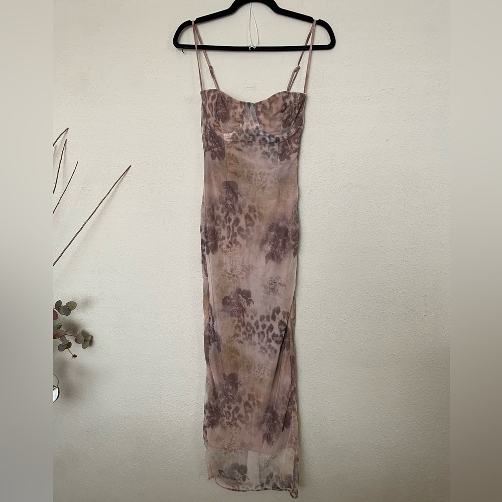 HOUSE OF CB 'Aiza' Cream Floral Print Maxi Dress NWOT size S A-C - Picture 3 of 11